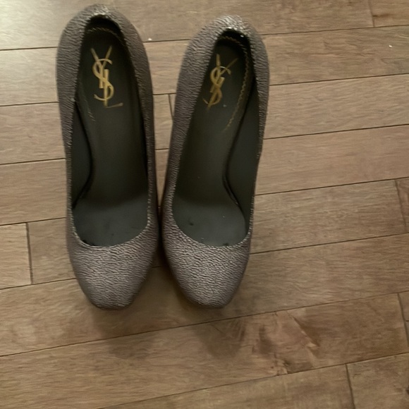 Saint Laurent classic pump - Picture 3 of 3